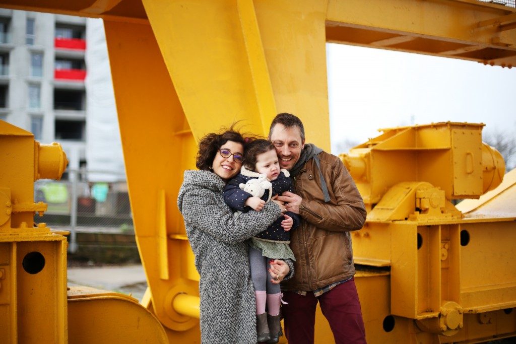 Séance photo famille Nantes urbaine avec « La danse de l’image »