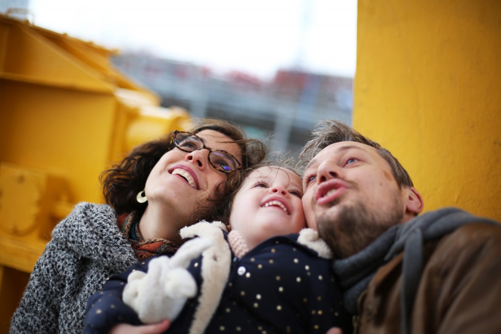 Sesión fotos familia Nantes urbana con la fotógrafa Alexandra Beal