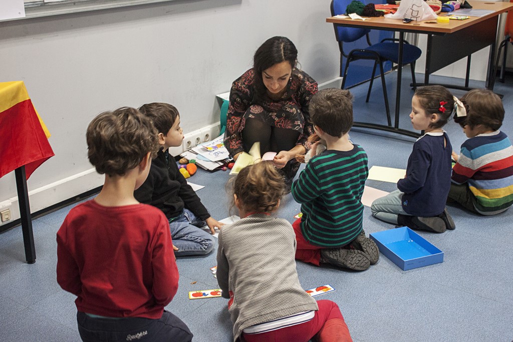 niños bilingües español nantes